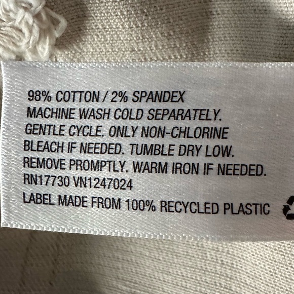 Prologue Tapered Mid-Rise Natural
Waist Pants
size 10 NWT LIGHT KHAKI sturdy - Picture 17 of 17